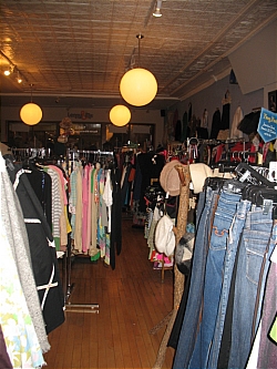 Lenny & Me Consignment Shop